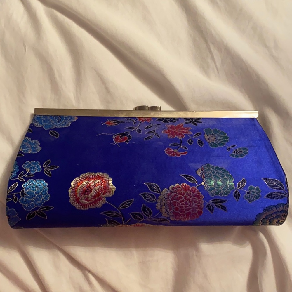 2000s Floral Print Clutch
